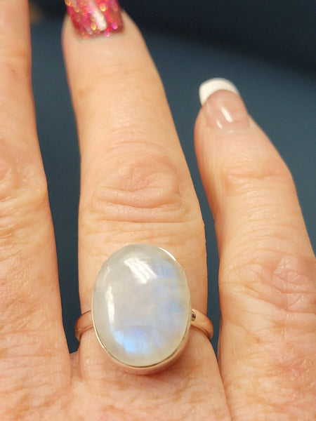 Large Blue Moonstone size 8